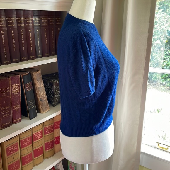 Women’s Vintage Royal Blue Classic Short Sleeve Knit Sweater - Picture 3 of 5
